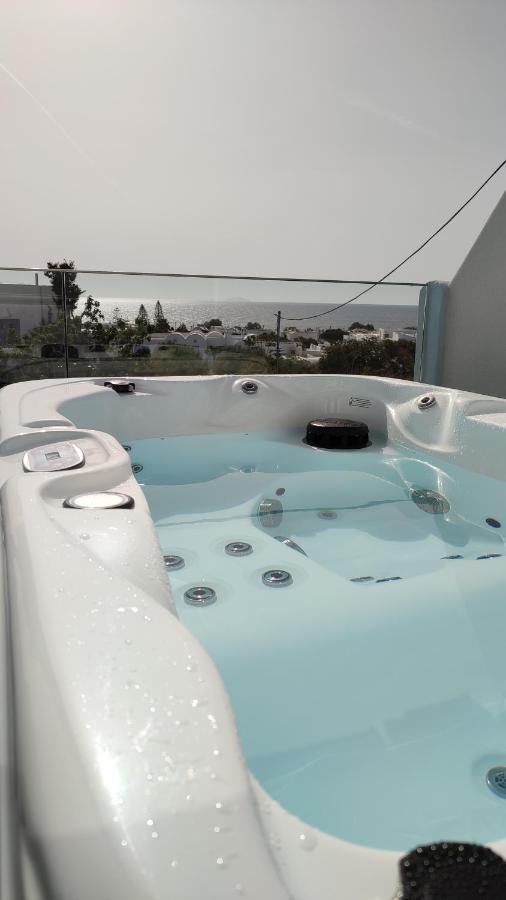 Appartamento Blue Dream - Santorini Kamári Esterno foto