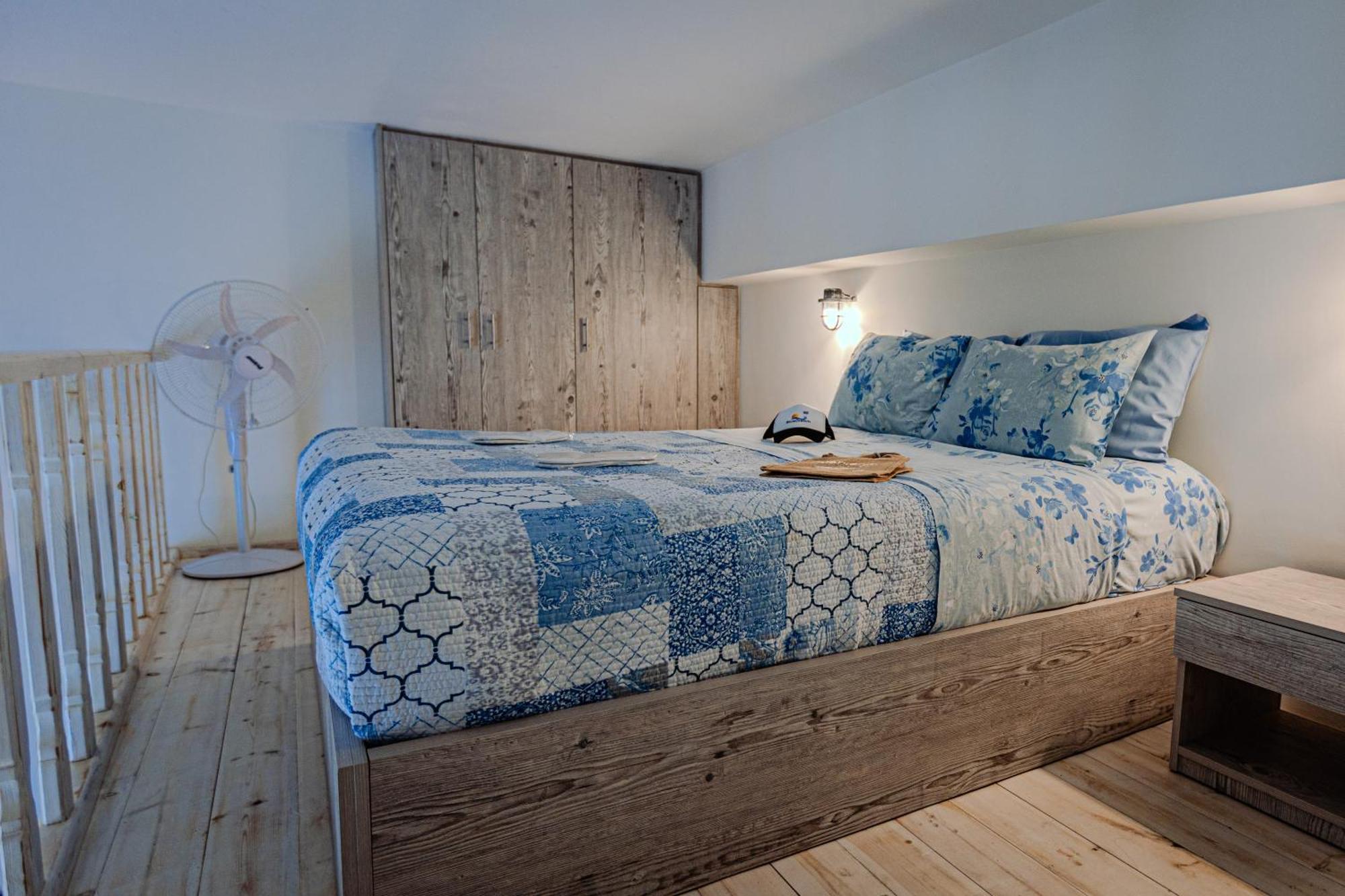 Appartamento Blue Dream - Santorini Kamári Esterno foto